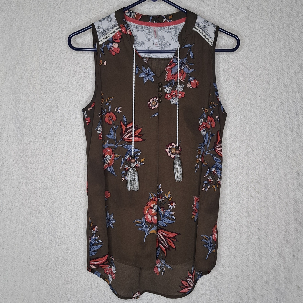 Xhilaration Dark Brown Floral Tank Top